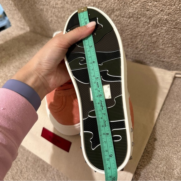 New! Valentino Garavani Flycrew studded leather/suede sneakers women size EU 35 - Picture 7 of 8